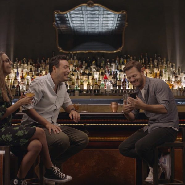 Friendship is centre stage with Amaro Montenegro’s “Pal Around”, the new branded content with Alessandro Cattelan created by Armando Testa