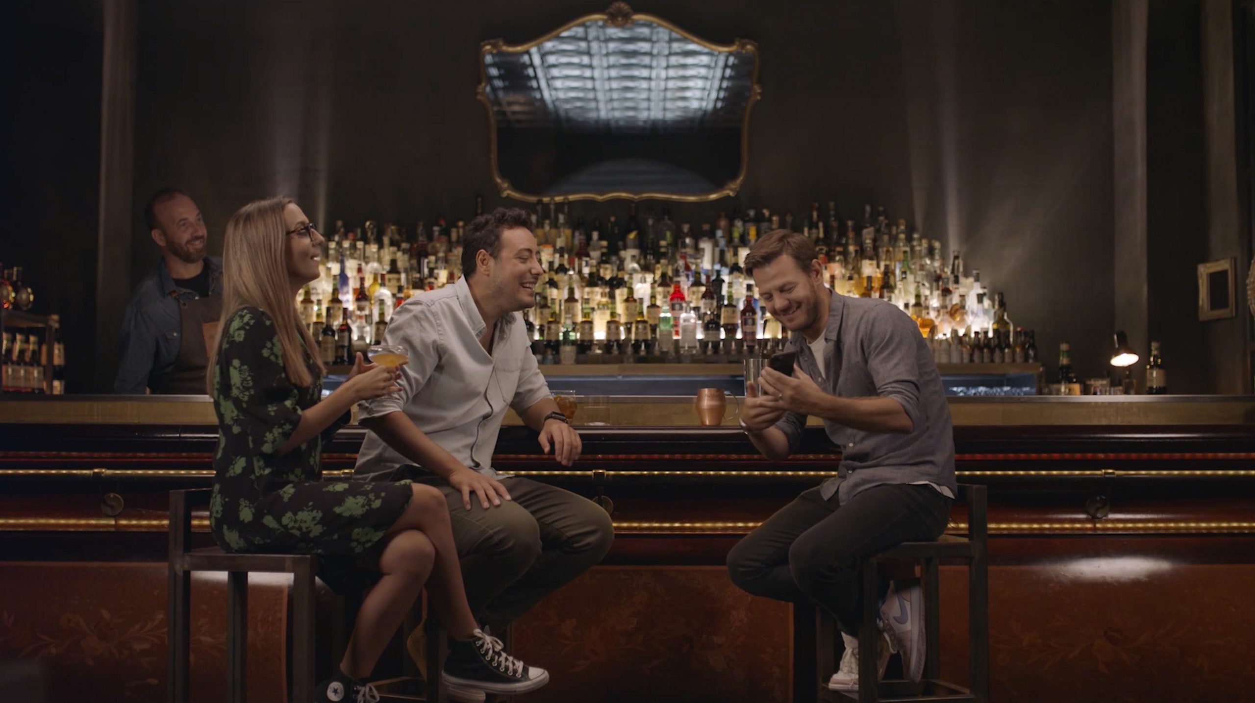 Friendship is centre stage with Amaro Montenegro’s “Pal Around”, the new branded content with Alessandro Cattelan created by Armando Testa