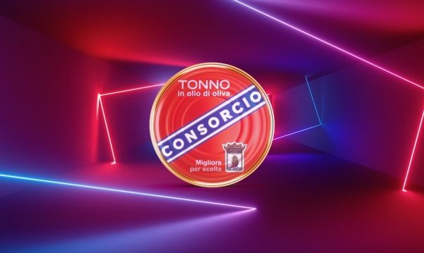 BORN TO SHOW OFF. TONNO CONSORCIO ON TV WITH ARMANDO TESTA