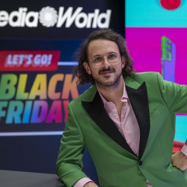 MediaWorld launches “The most colourful Black Friday ever”:  the new innovative  omnichannel campaign created by Armando Testa now on air – colouring the whole month of November with discounts and promotions.  