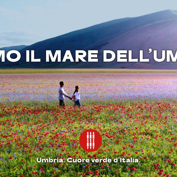 “IO AMO IL MARE DELL’UMBRIA”:  (I love the sea in Umbria) ARMANDO TESTA HAS CREATED THE NEW PROMOTIONAL COMPAIGN FOR UMBRIA.