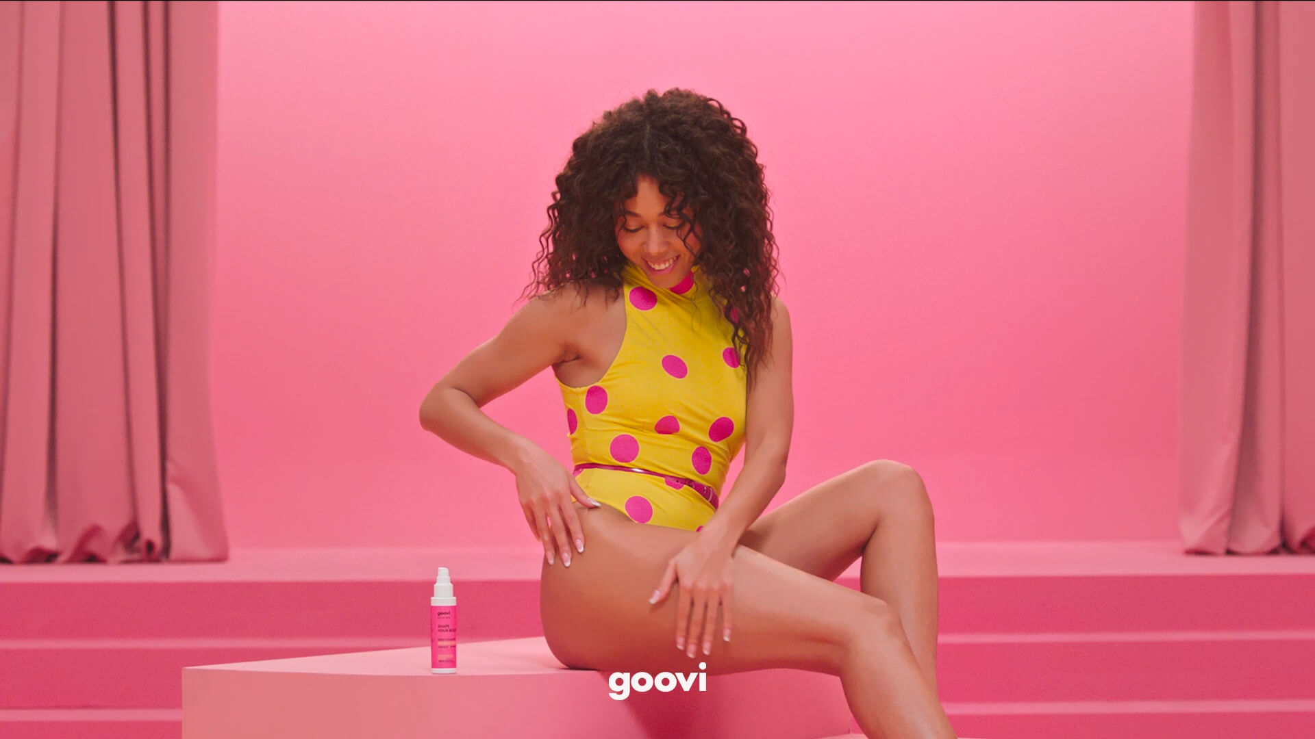 Goovi-shakeyourbooty_slider_5